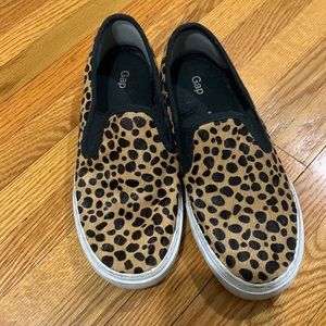 Gap leopard print slip ons
